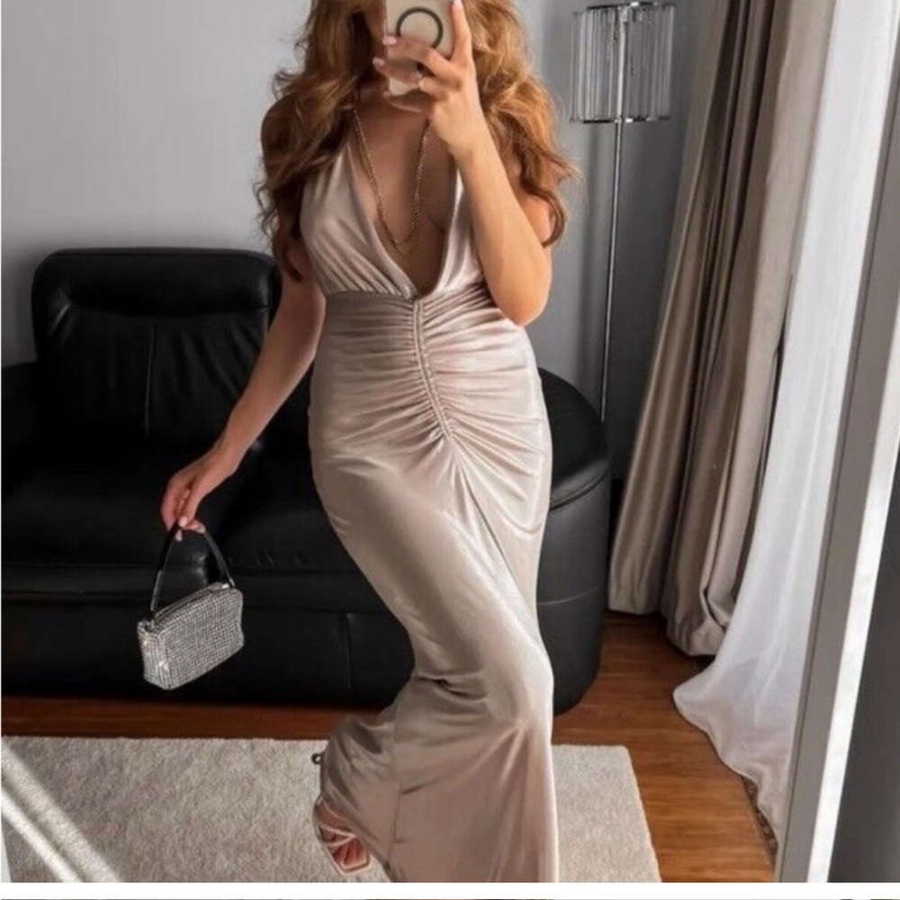Zara NWT Woman midi Dress with metallic Thread Soft Gold